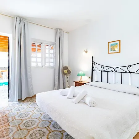 Nyaraló Casa El Sid *